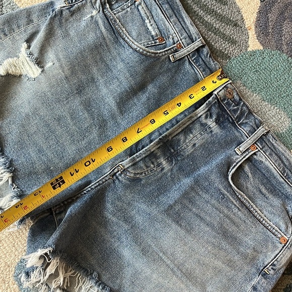 Citizens of Humanity Marlow Shorts Size 31 NWT - Picture 9 of 14